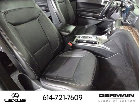 Used 2020 Ford Explorer Limited w/ Class III Trailer Tow Package image 30