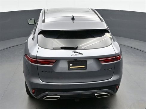 Used 2023 Jaguar F-PACE R-Dynamic S image 45