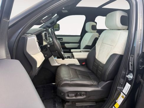 Used 2024 Toyota Tundra Capstone AWD/4WD image 7