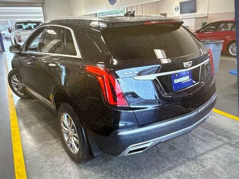 Used 2021 Cadillac XT5 Premium Luxury FWD image 5