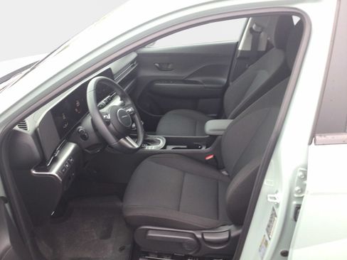 Used 2026 Hyundai Kona SEL Sport FWD image 9