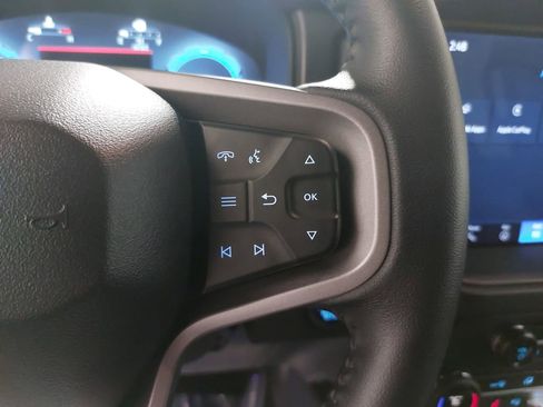 Used 2025 Ford Bronco Big Bend image 18