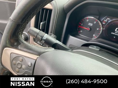 Used 2016 GMC Sierra 2500 Denali w/ Duramax Plus Package AWD/4WD image 22