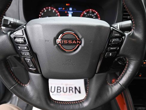 Used 2023 Nissan Frontier PRO-4X AWD/4WD image 6