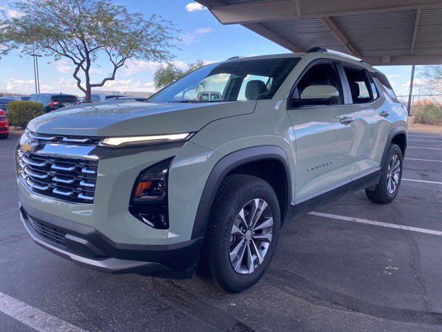 Used 2025 Chevrolet Equinox LT w/ Convenience Package II FWD image 1