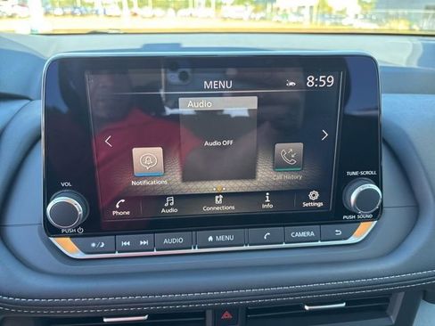 New 2026 Nissan Rogue SV FWD image 15
