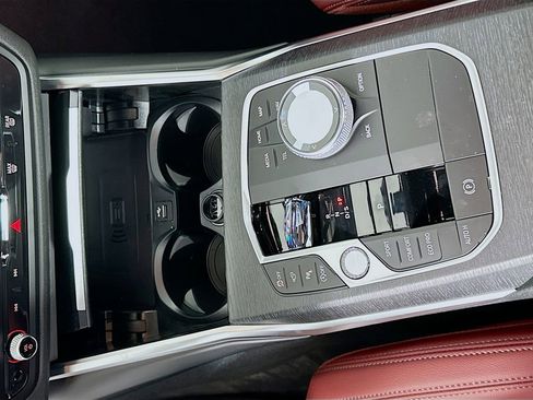 Used 2026 BMW 330i Sedan w/ Premium Package RWD image 15