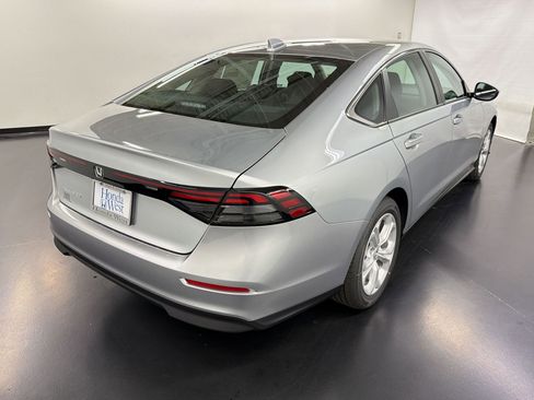 New 2026 Honda Accord LX image 9