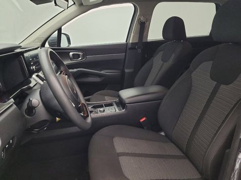 Used 2022 Kia Sorento LX FWD image 17