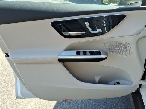 Certified 2026 Mercedes-Benz GLC 300 4MATIC image 11