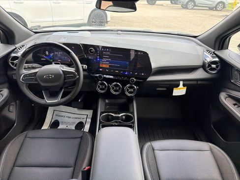 Used 2026 Chevrolet Blazer EV LT w/ Super Cruise Package FWD image 25