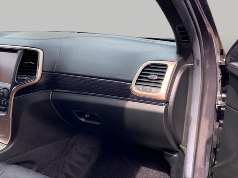 Used 2014 Jeep Grand Cherokee Summit RWD image 19