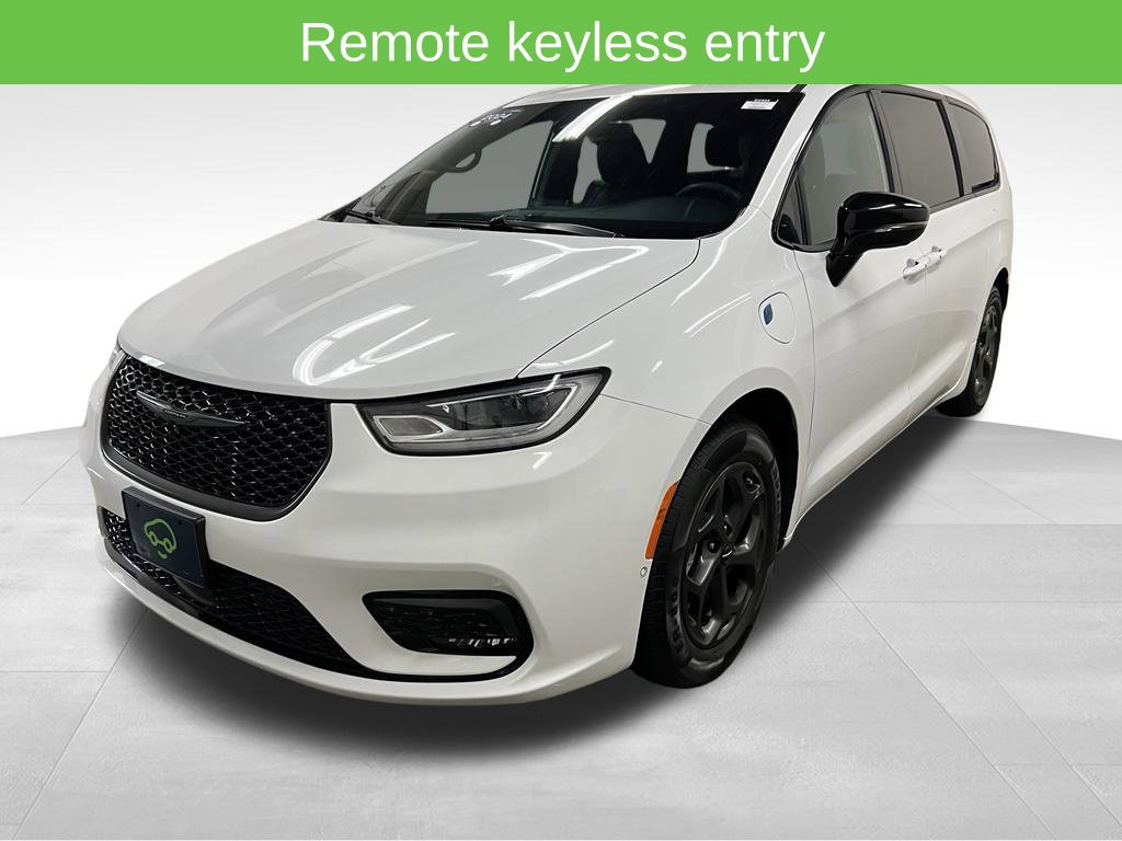 Used 2024 Chrysler Pacifica Limited FWD image 12