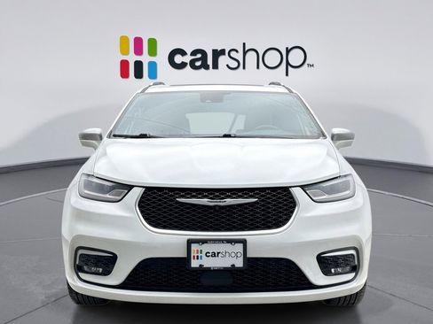 Used 2021 Chrysler Pacifica Pinnacle image 8