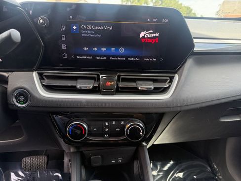 Used 2025 Chevrolet TrailBlazer LT image 17