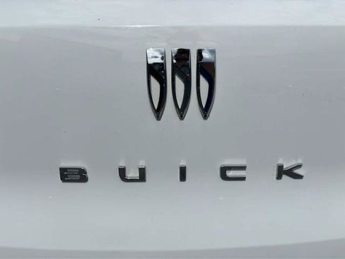 Used 2024 Buick Encore GX Preferred FWD image 27