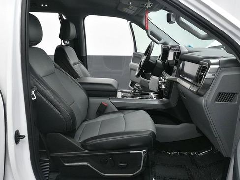 Used 2023 Ford F150 Lariat image 13