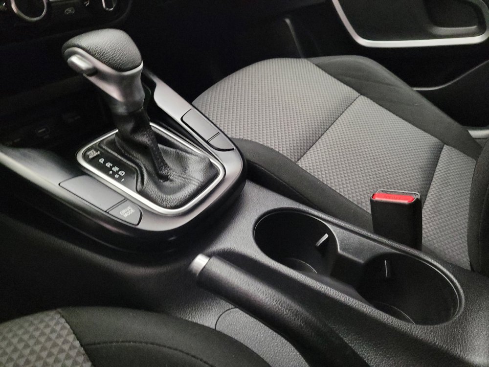Used 2020 Kia Soul LX FWD image 26