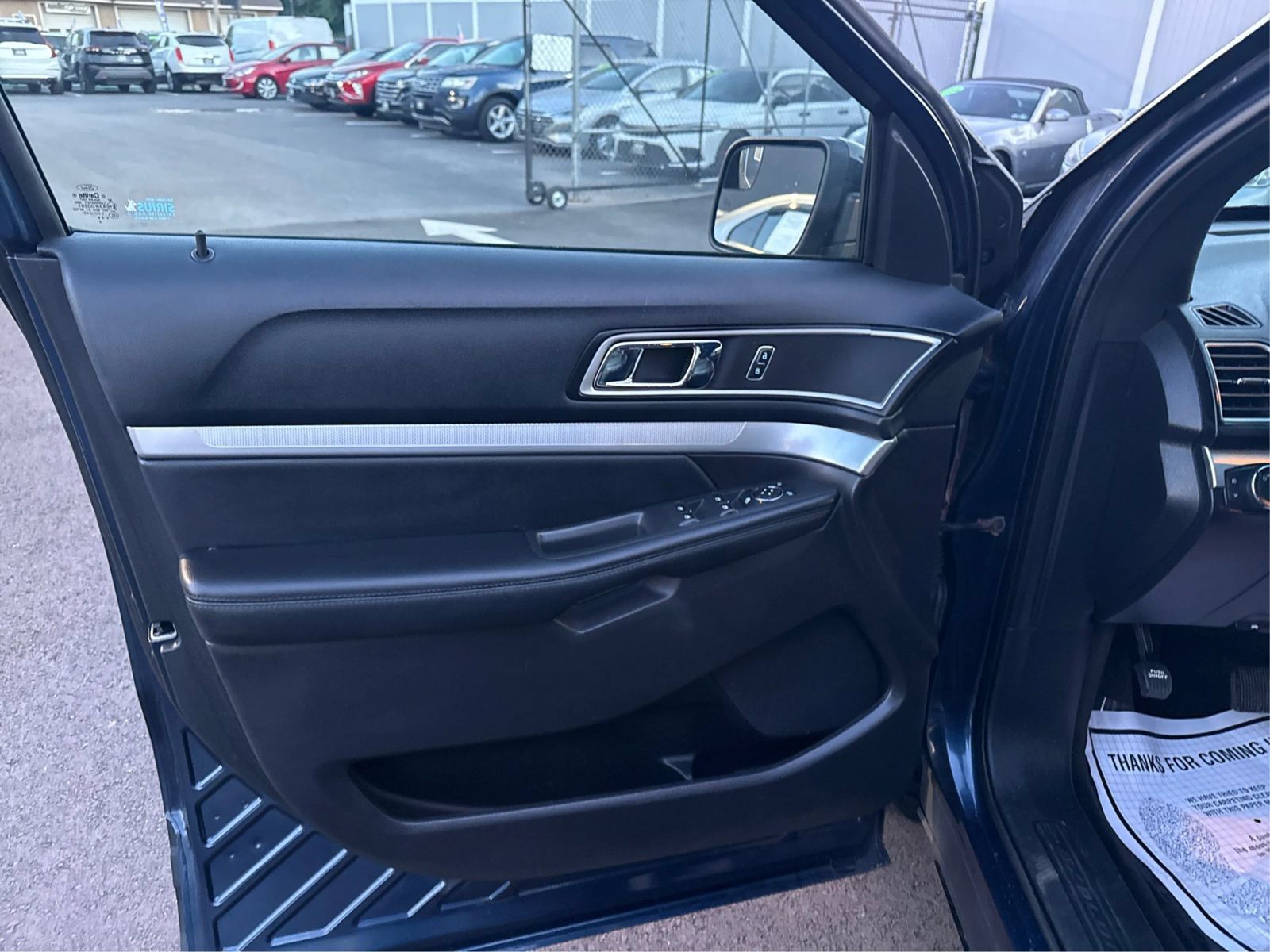 Used 2016 Ford Explorer XLT w/ Equipment Group 202A AWD/4WD image 20