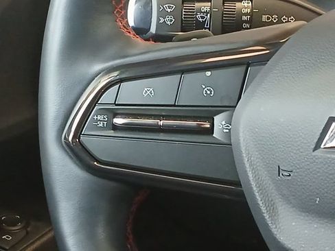 Used 2025 Chevrolet Equinox EV RS FWD image 10