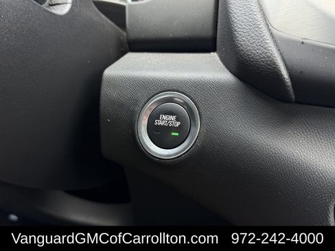 Used 2024 GMC Terrain SLE AWD/4WD image 23