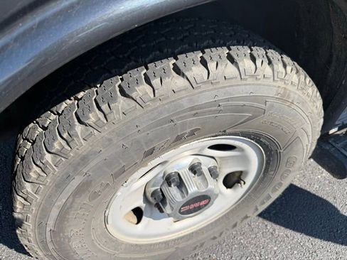 Used 2015 GMC Savana 2500 Extended w/ Chrome Appearance Package RWD image 20