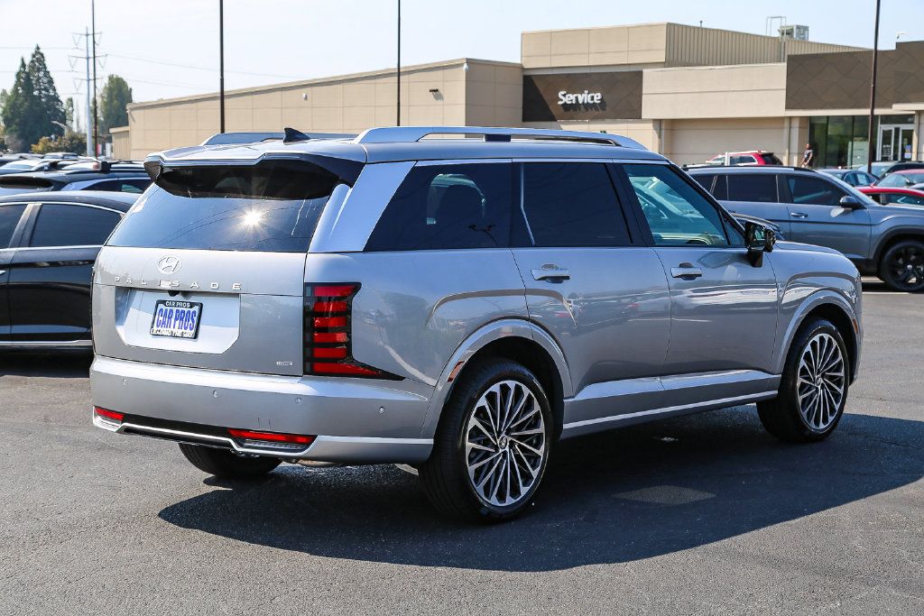 Certified 2026 Hyundai Palisade Calligraphy AWD/4WD image 9