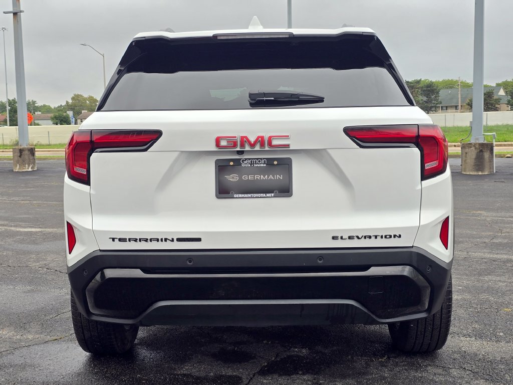 Used 2026 GMC Terrain Elevation w/ Elevation Premium Package AWD/4WD image 15