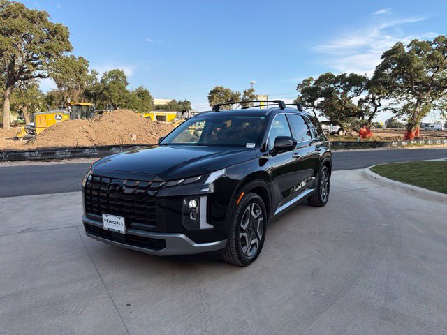 Used 2023 Hyundai Palisade SEL w/ Premium Package AWD/4WD image 2