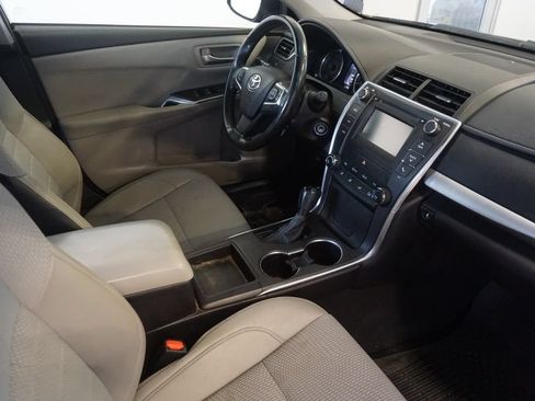Used 2016 Toyota Camry SE FWD image 20