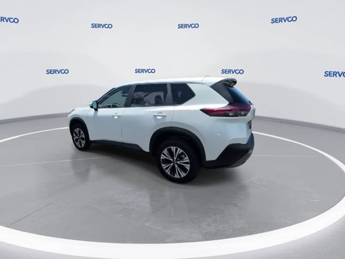 Used 2023 Nissan Rogue SV FWD image 6