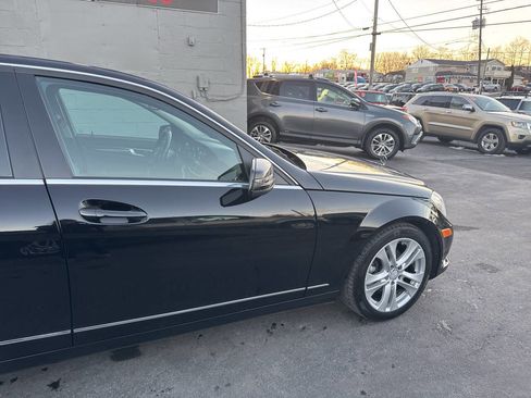 Used 2012 Mercedes-Benz C 300 4MATIC Sedan image 9