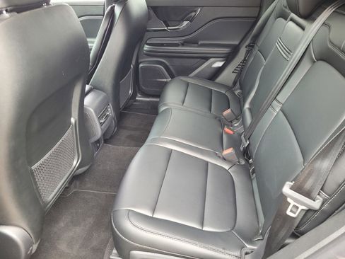 Used 2025 Lincoln Corsair FWD image 10