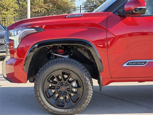 Used 2025 Toyota Tundra Limited w/ TRD Off-Road Package image 5