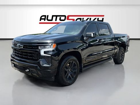 Used 2025 Chevrolet Silverado 1500 High Country w/ Midnight Edition RWD image 3
