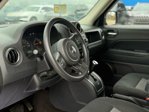 Used 2015 Jeep Patriot Sport w/ Power Value Group image 9
