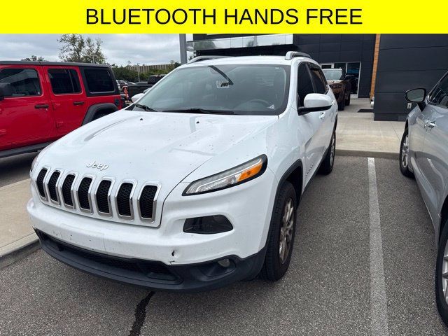 Used 2014 Jeep Cherokee Latitude w/ Comfort/Convenience Group AWD/4WD image 3