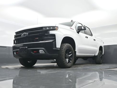 Used 2021 Chevrolet Silverado 1500 LT Trail Boss w/ Convenience Package II AWD/4WD image 31