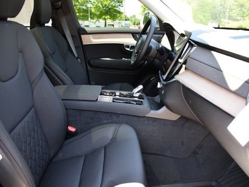 New 2026 Volvo XC90 B5 Plus w/ Protection Package Premier AWD/4WD image 29