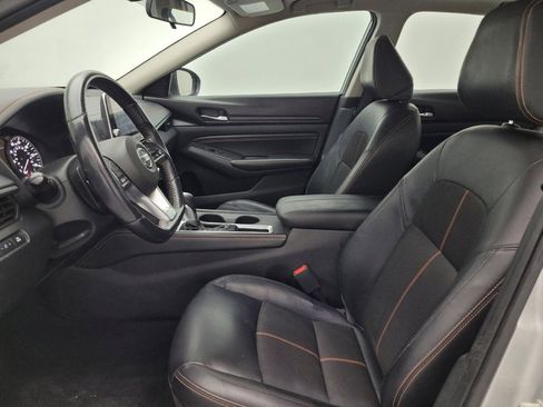 Used 2019 Nissan Altima 2.5 SR w/ SR Premium Package image 17