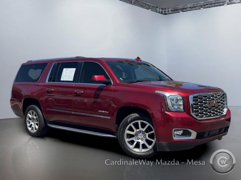 Used 2020 GMC Yukon XL Denali RWD image 2