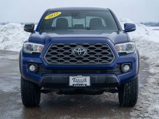 Used 2022 Toyota Tacoma TRD Off-Road video 2