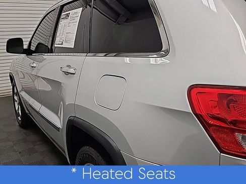 Used 2011 Jeep Grand Cherokee Limited w/ Luxury Group II image 7