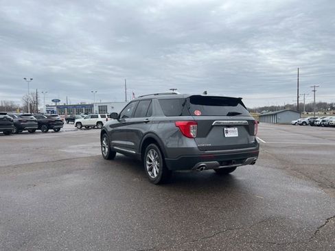 Used 2023 Ford Explorer Limited w/ Class IV Trailer Tow Package image 5