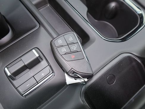 New 2026 GMC Sierra 1500 AT4 AWD/4WD image 24