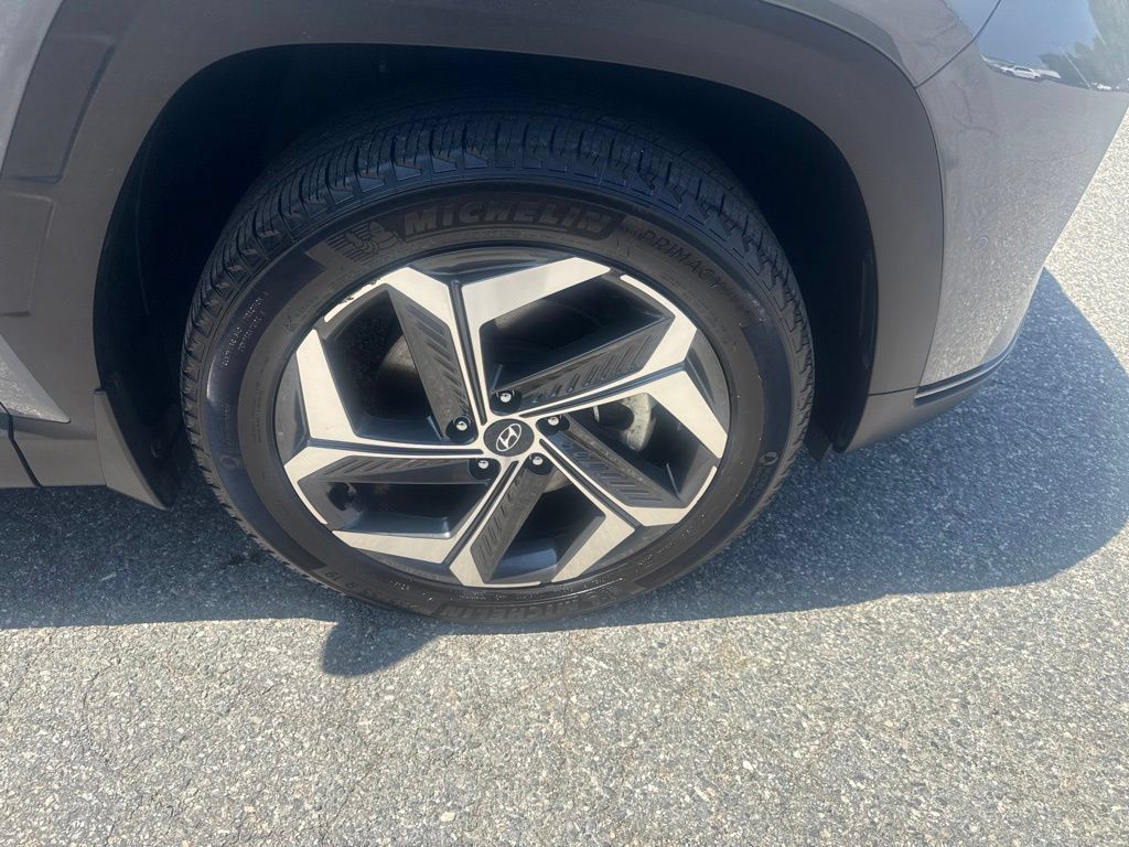 Used 2024 Hyundai Tucson Limited AWD/4WD image 10