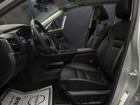 Used 2023 Nissan Rogue SL w/ SL Premium Package image 22