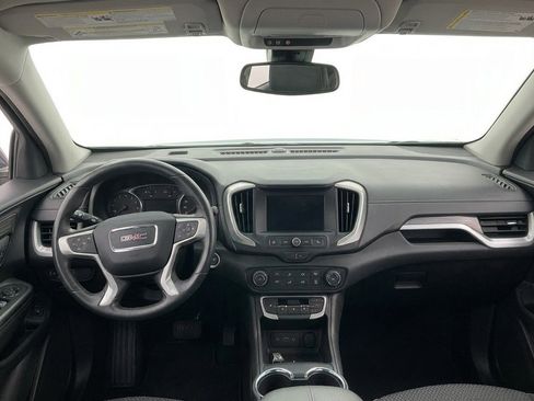 Used 2024 GMC Terrain SLE FWD image 12