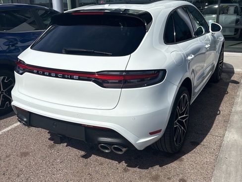 Used 2024 Porsche Macan image 7