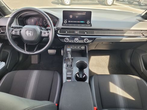 Used 2025 Honda Civic Sport image 14